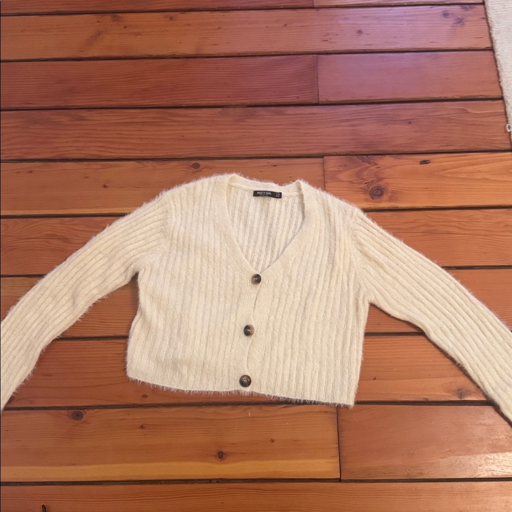 Nasty Gal Cream Button-Up Cardigan - Picture 2 of 5